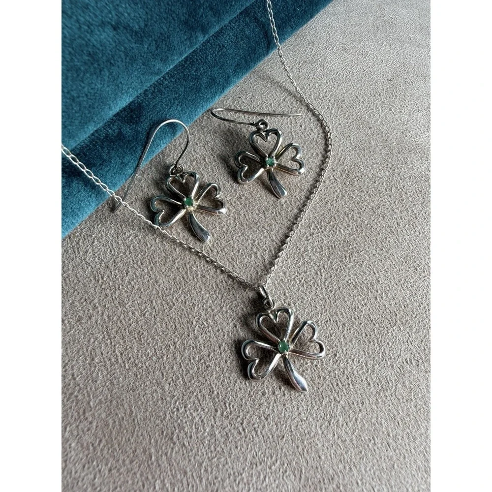 Sterling Silver Shamrock‎ Heart Necklace & Earrings Set Green Accents